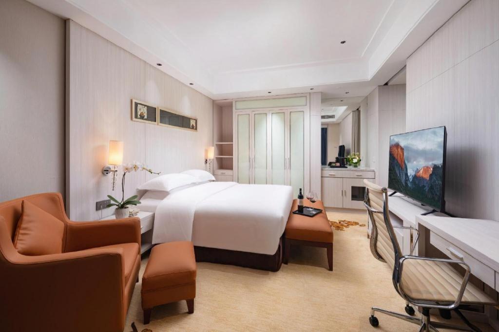 Leisure Hotel Dongguan  Buitenkant foto